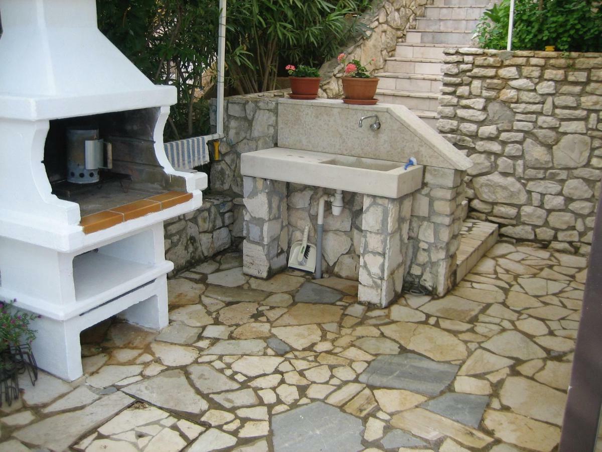 Luxury 1 Bedroom Apartment In Rabac Εξωτερικό φωτογραφία