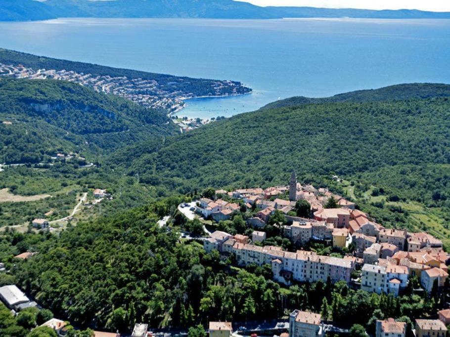 Luxury 1 Bedroom Apartment In Rabac Εξωτερικό φωτογραφία